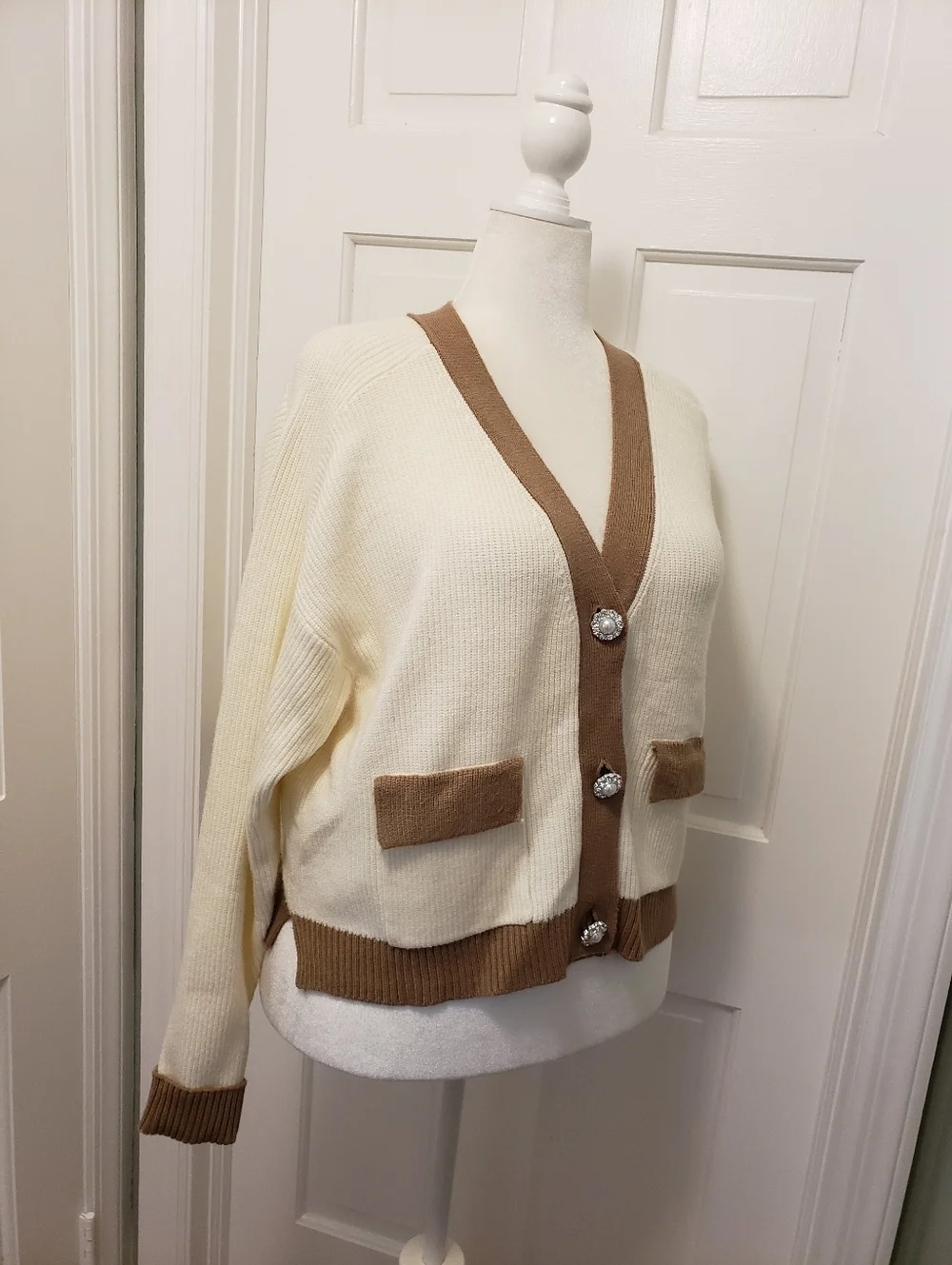 Laundry By Shelli Segal Cream & Tan V-Neck Button Cardigan Size XL, Stylish - Picture 9 of 10